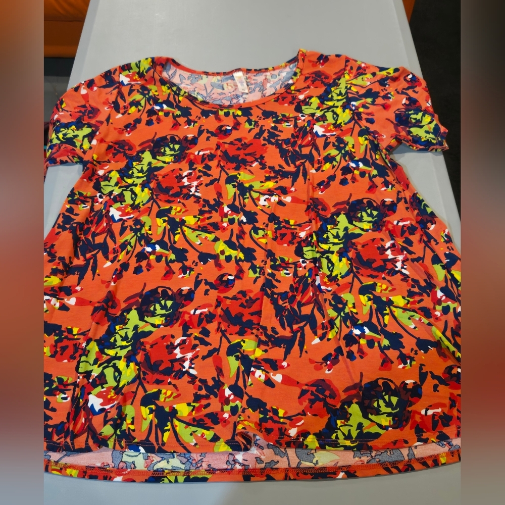 LuLaRoe Multicolor Abstract Print Blouse (5c17)